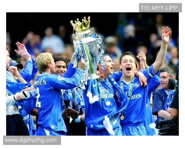 足球明星德佩劳内的传奇旅程与未来展望